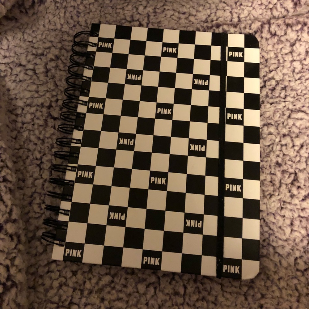 Victoria’s Secret PINK planner